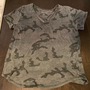 american eagle grey camo v neck